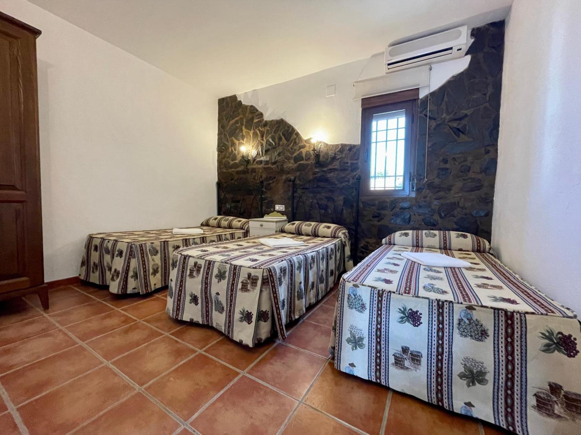 Complejo Rural El Soldado Villa Villanueva del Duque Bagian luar foto