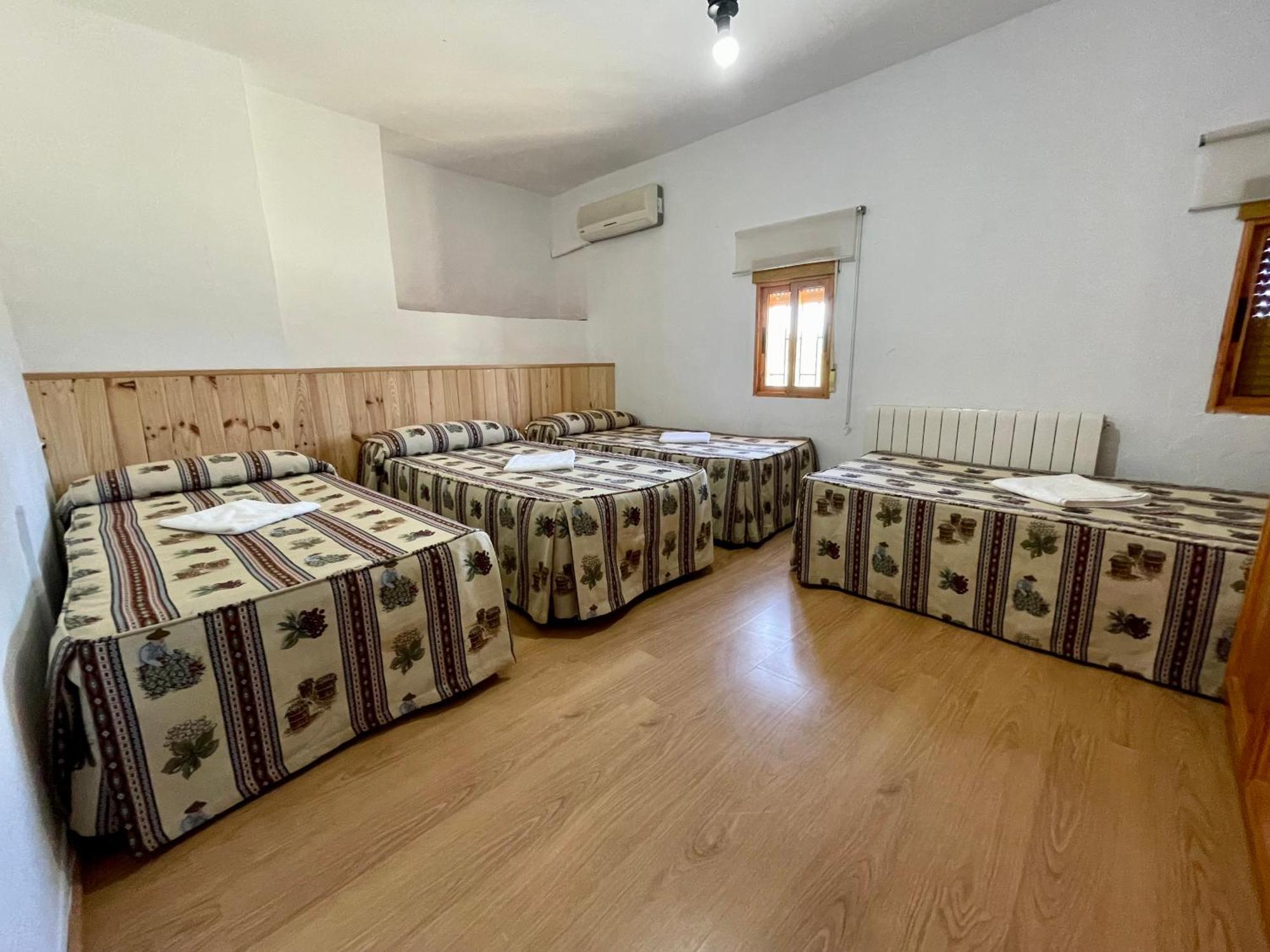 Complejo Rural El Soldado Villa Villanueva del Duque Bagian luar foto