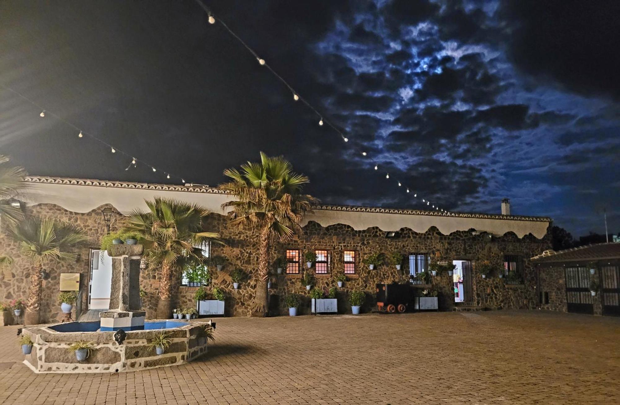 Complejo Rural El Soldado Villa Villanueva del Duque Bagian luar foto